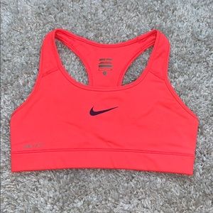 Nike Pro Sports Bra